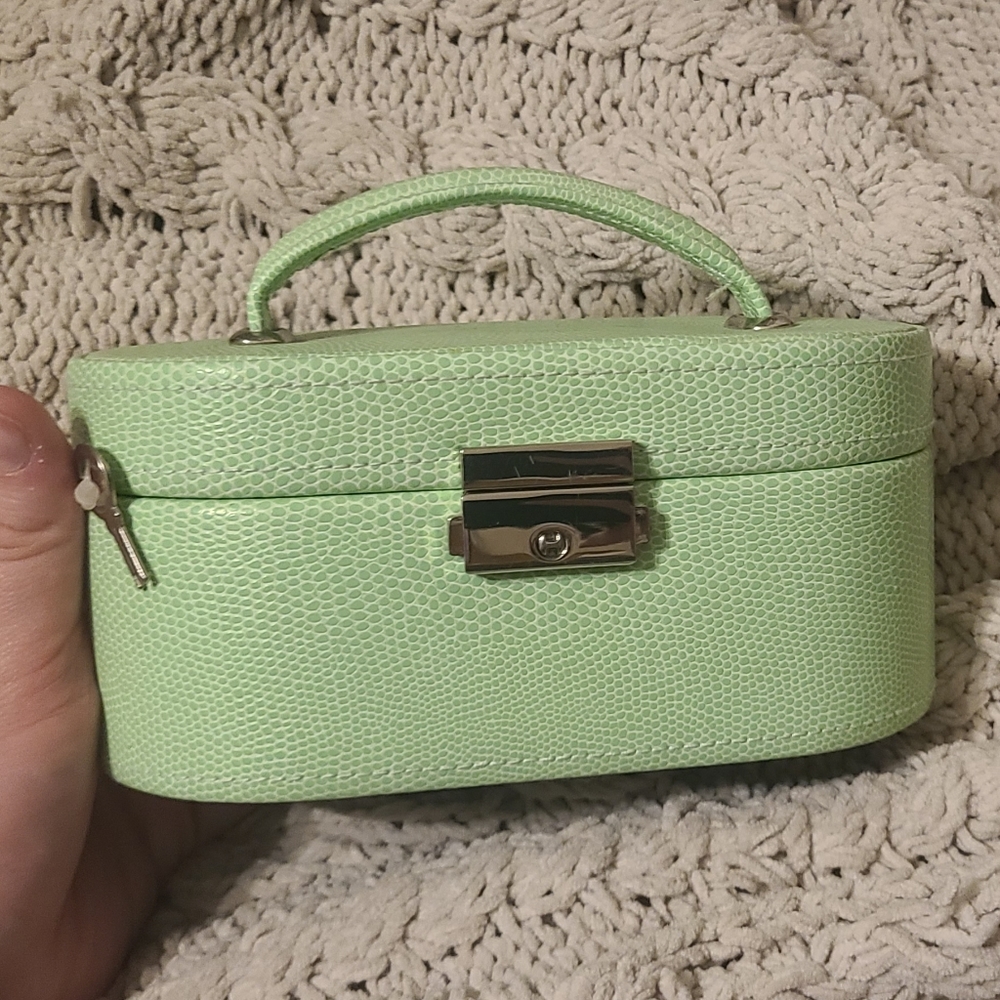 Talbots travel jewelry box